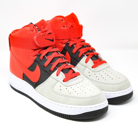Nike Air Force 1 One High Grey Red Black 806403 8 NWT Nike Air Force 1 One High Grey Red Black 806403 8 NWT